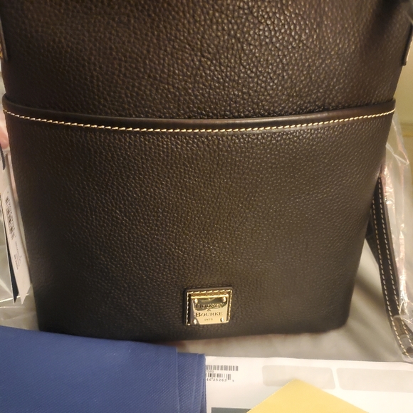 Dooney & Bourke Pebble Grain Everyday Crossbody Shoulder Bag large NWT - Picture 9 of 11